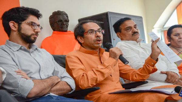 उद्वव ठाकरे का पुत्रमोह 