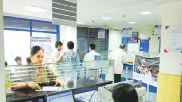 खाते के सेविंग में बदलते ही नियम भी बदल जाते हैं खाते के सेविंग में बदलते ही नियम भी बदल जाते हैं