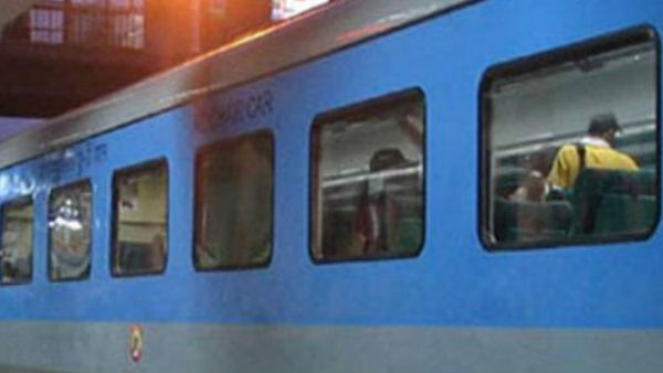  रेलवे ने बढ़ाए Food Charge