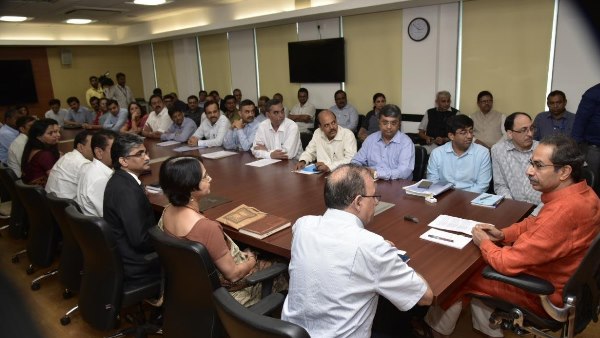 उद्धव बोले- मैं पहला सीएम हूं जिसका जन्म मुंबई हुआ है