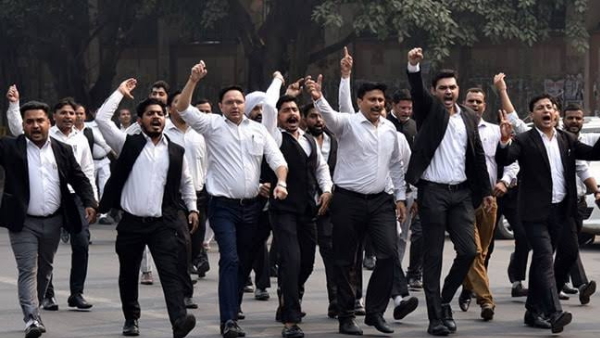 बीसीआई ने कहा- हड़ताल खत्म करें बार काउंसिल