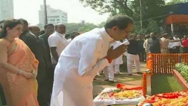 शिवसेना प्रमुख ने दी श्रद्धांजली