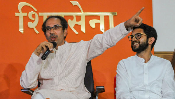 Shiv Sena files petition in Supreme Court challenging Maharashtra Governors decision to not extend the time given to the party Shiv Sena files petition in Supreme Court challenging Maharashtra Governors decision to not extend the time given to the party