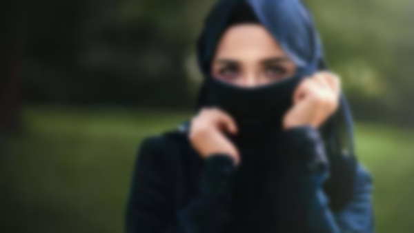 दोस्ती के जरिए फुसलाकर ले गया घर