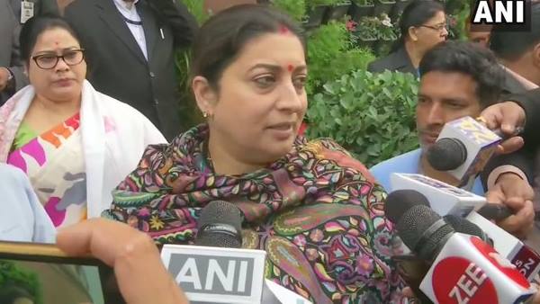 दो कांग्रेस सांसदों पर आरोप दो कांग्रेस सांसदों पर आरोप