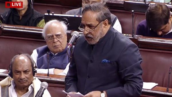 आजादी की लड़ाई लड़ने वालों के योगदान को ना नकारें