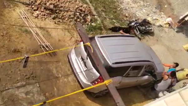 noida viral video car borne trying to kill homeguard and his family