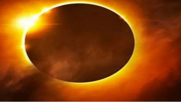  सूर्य ग्रहण के समय न खाएं खाना!