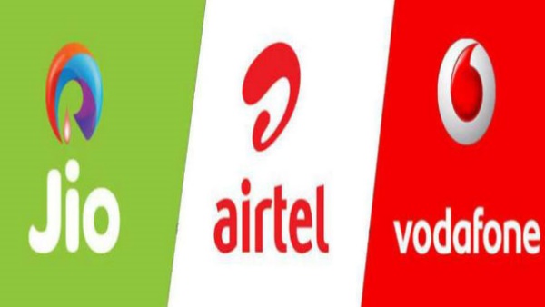 वोडाफोन ने कहा- 'फ्री का मतलब अभी भी फ्री', क्या होगा JIO का दांव