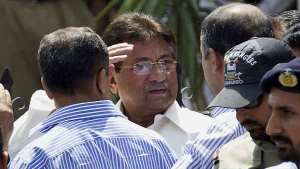  'जो पहले हीरो थे वे अब विलेन हैं' 