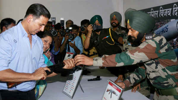 आर्मी ऑफिसर के बेटे अक्षय कुमार 