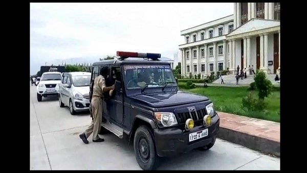 एक हजार गज जमीन पर अवैध कब्जे के आरोप