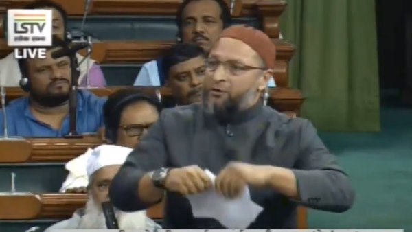 असदुद्दीन ओवैसी ने कहा कि, संविधान की प्रस्तावना भगवान या खुदा के नाम से नहीं 