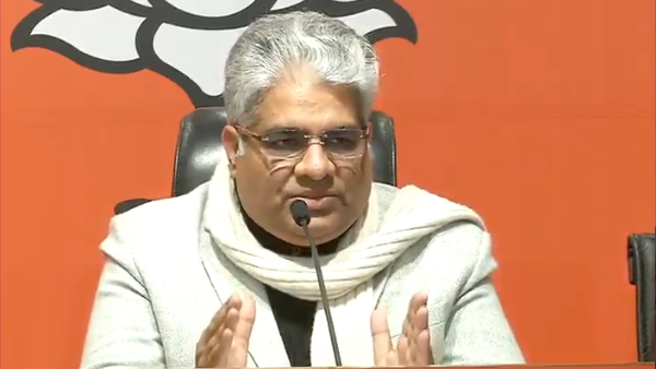 कांग्रेस पर दागे सवाल