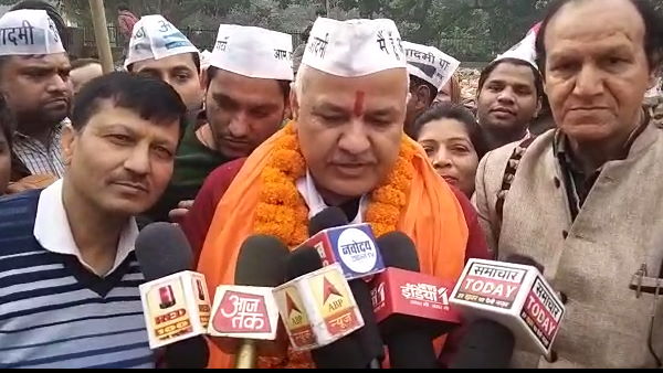 fight in BJP AAP workers at delhi over CAA