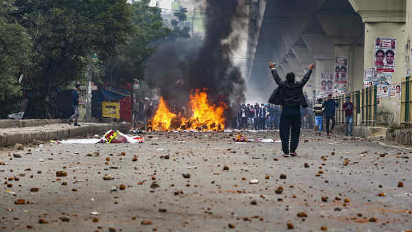 किसी कानून में कोई बदलाव नहीं 