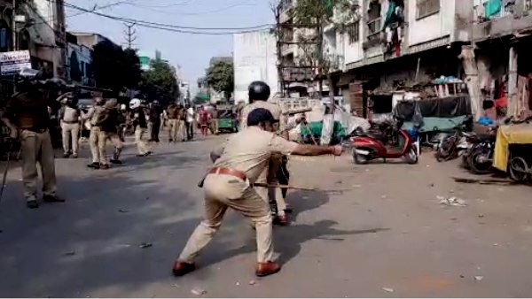 सपा सांसद शफीकुर्रहमान बर्क पर मुकदमा
