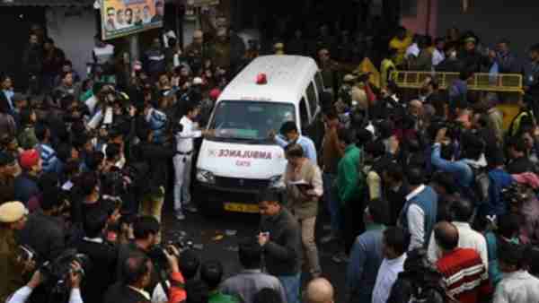 बचाओ-बचाओ की आ रही थी आवाजें 