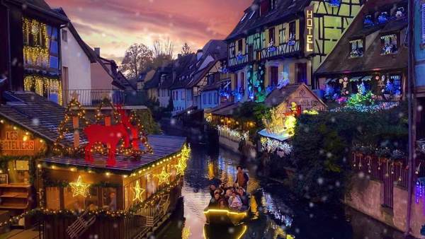 फ्रांस में जूते रखते हैं बच्चे