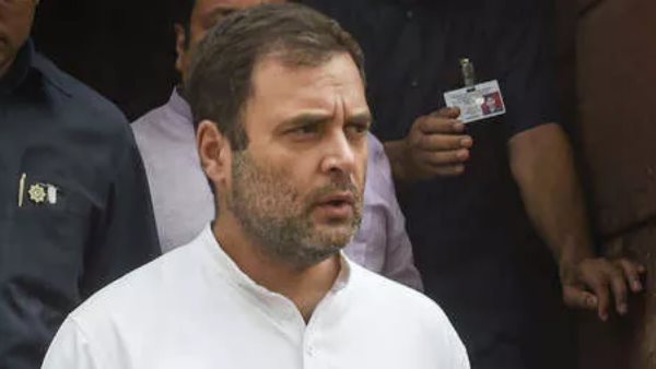 अमित शाह ने भी दी थी सफाई अमित शाह ने भी दी थी सफाई