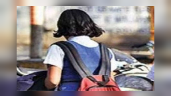 Teacher cut hair of girl students at school in gujarat Teacher cut hair of girl students at school in gujarat