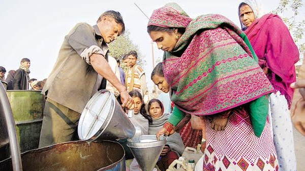 एक पूर्व कंप्यूटर ऑपरेटर चौधरी मास्टरमाइंड निकला