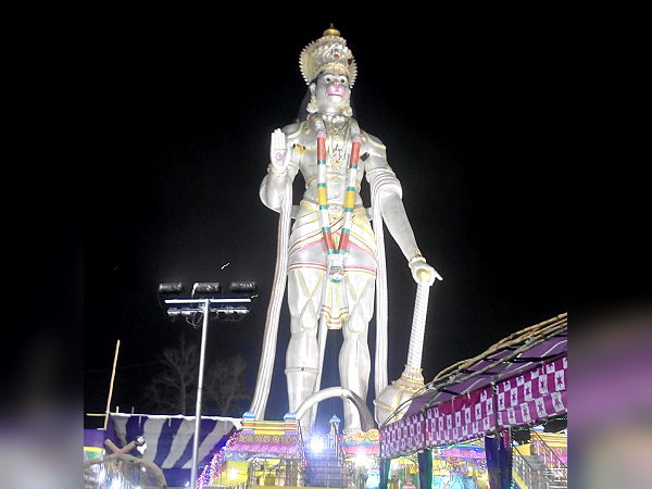 2.दमनजोड़ी की हनुमान प्रतिमा