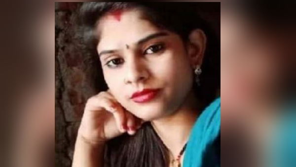 हिना को ले जाया गया अस्पताल हिना को ले जाया गया अस्पताल