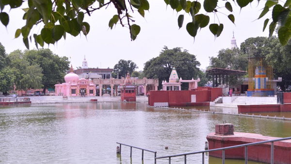 दिल्ली और चंडीगढ़ यहां के नजदीकी एयरपोर्ट दिल्ली और चंडीगढ़ यहां के नजदीकी एयरपोर्ट