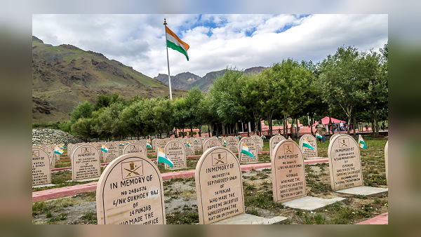 हर पुरानी सेटेलाइट इमेज के लिए 36,000 रुपये देने पड़े