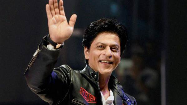 टॉप 10 में ये सितारे