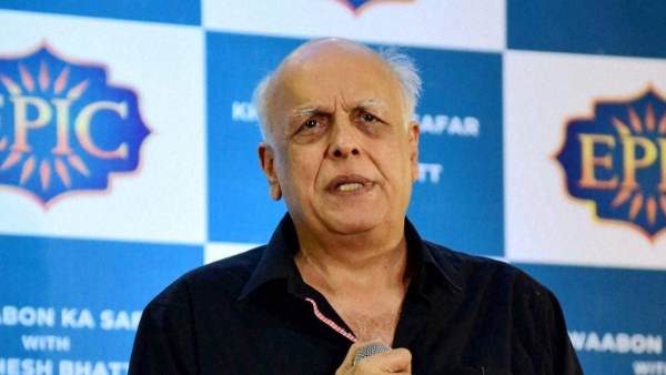 Mahesh Bhatt, mahesh bhatt tweet viral, mahesh bhatt twitter, mahesh bhatt twitter reaction, mahesh bhatt shared javed akhtar poetry, mahesh bhatt tweet, javed akhtar, mumbai, poetry, महेश भट्ट, महेश भट्ट ट्वीट, जावेद अख्तर कविता, जावेद अख्तर Mahesh Bhatt, mahesh bhatt tweet viral, mahesh bhatt twitter, mahesh bhatt twitter reaction, mahesh bhatt shared javed akhtar poetry, mahesh bhatt tweet, javed akhtar, mumbai, poetry, महेश भट्ट, महेश भट्ट ट्वीट, जावेद अख्तर कविता, जावेद अख्तर