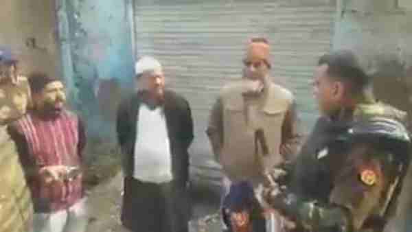 प्रदर्शनकारियों को दी चेतावनी