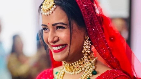 टीवी इंडस्ट्री के सितारों ने किया कमेंट