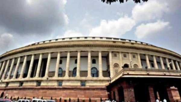 'हिटलर के कानून से भी ज्यादा बदतर है यह बिल'