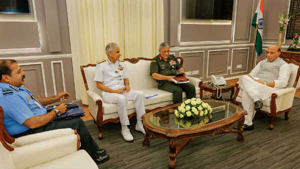 तीनों के बीच एक खास केमेस्‍ट्री 