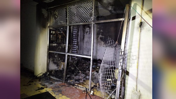 अपार्टमेंट निवासी वहां से फरार हो गए