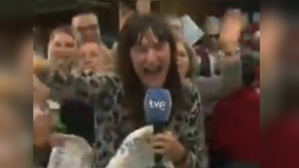 लाइव टीवी पर छोड़ी जॉब लाइव टीवी पर छोड़ी जॉब