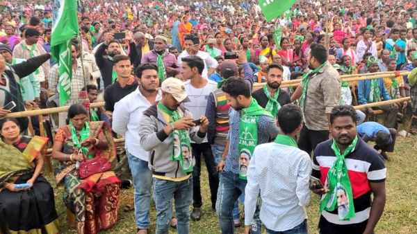 झामुमो के लिए शिबू ही भीड़ जुटाऊ नेता झामुमो के लिए शिबू ही भीड़ जुटाऊ नेता