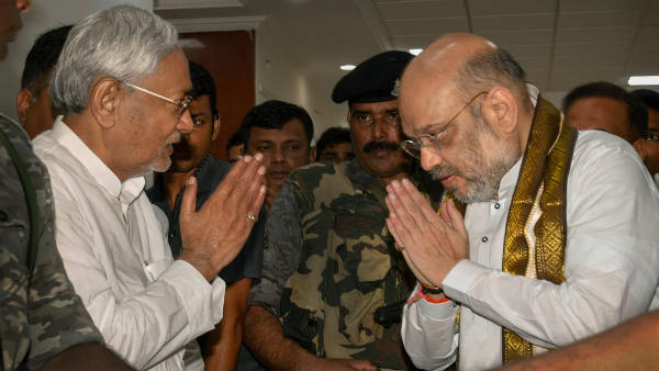 एकला चलो की नीति काम नहीं आएगी