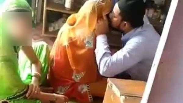 पुलिस को ट्वीट करते हुए की कार्रवाई की मांग