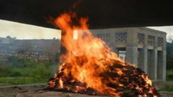 दिल की बीमारी की वजह से हुई मौत