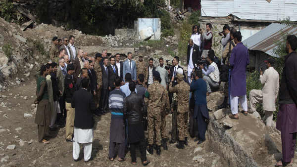  पंजाब में मिलाने की कोशिश 