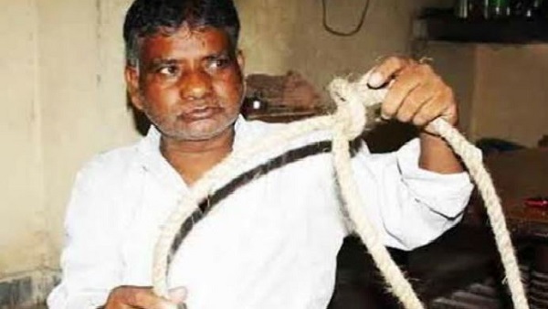 महीने मिलती है इतनी सैलरी