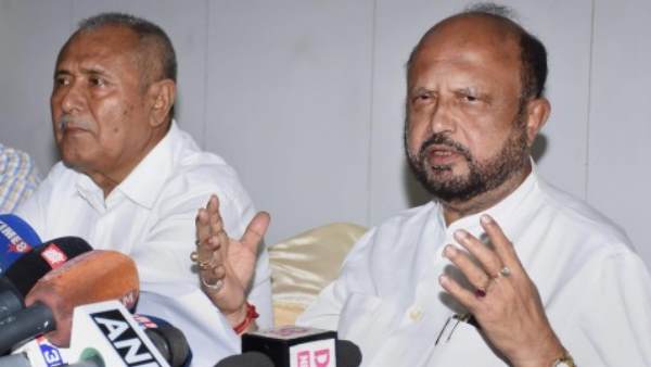 याचिका दायर करने का फैसला 