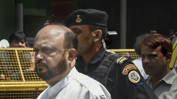 असम के लोग नाराज