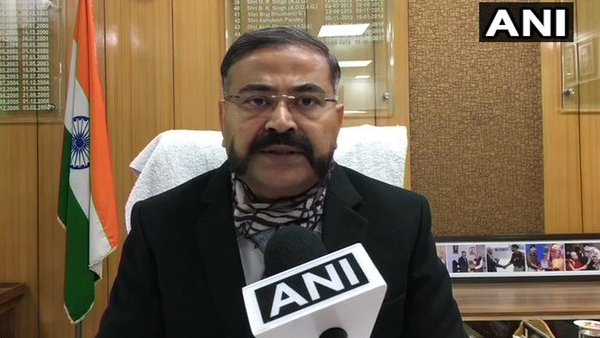 पड़ोसी देश के समर्थन में लगा रहे थे नारे 