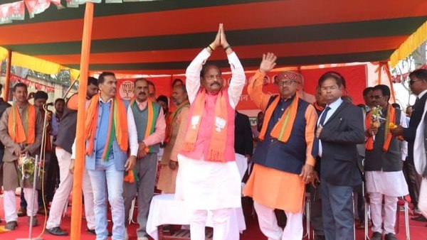 छक्का लगा कर फिनिश करेंगे मैच