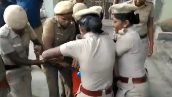 घसीट कर ले जाने की कोशिश की