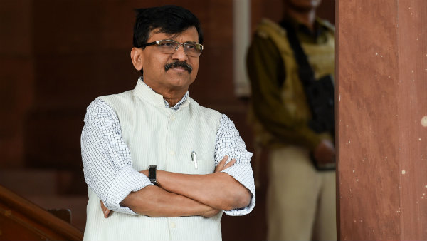 पवार के बारे में संजय राउत का रुख